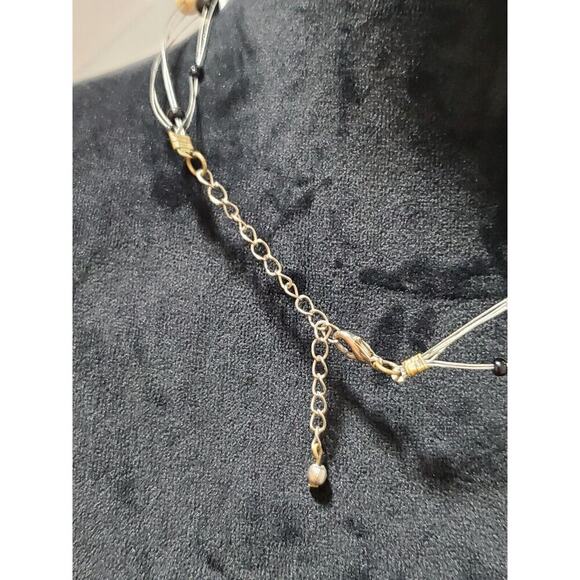 Women's Black & Beige Beaded Multilayered Stylish Short Necklace - Picture 6 of 7